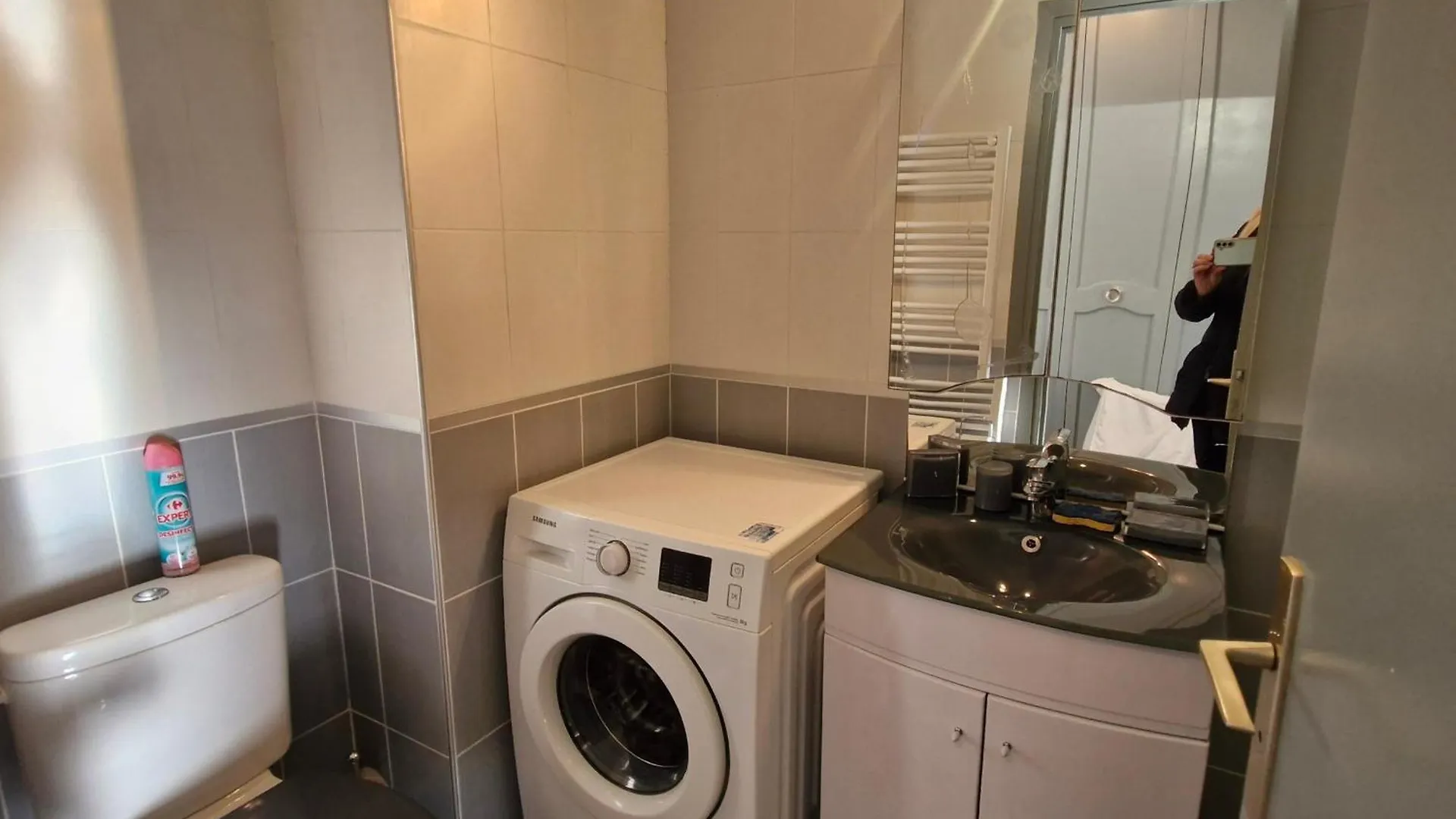 Appartement Studio Avec Coin-Nuit, Terrasse Et Parking Prive Pres Du Centre De Sainte-Maxime, Golfe De Saint-Tropez - Fr-1-780-60