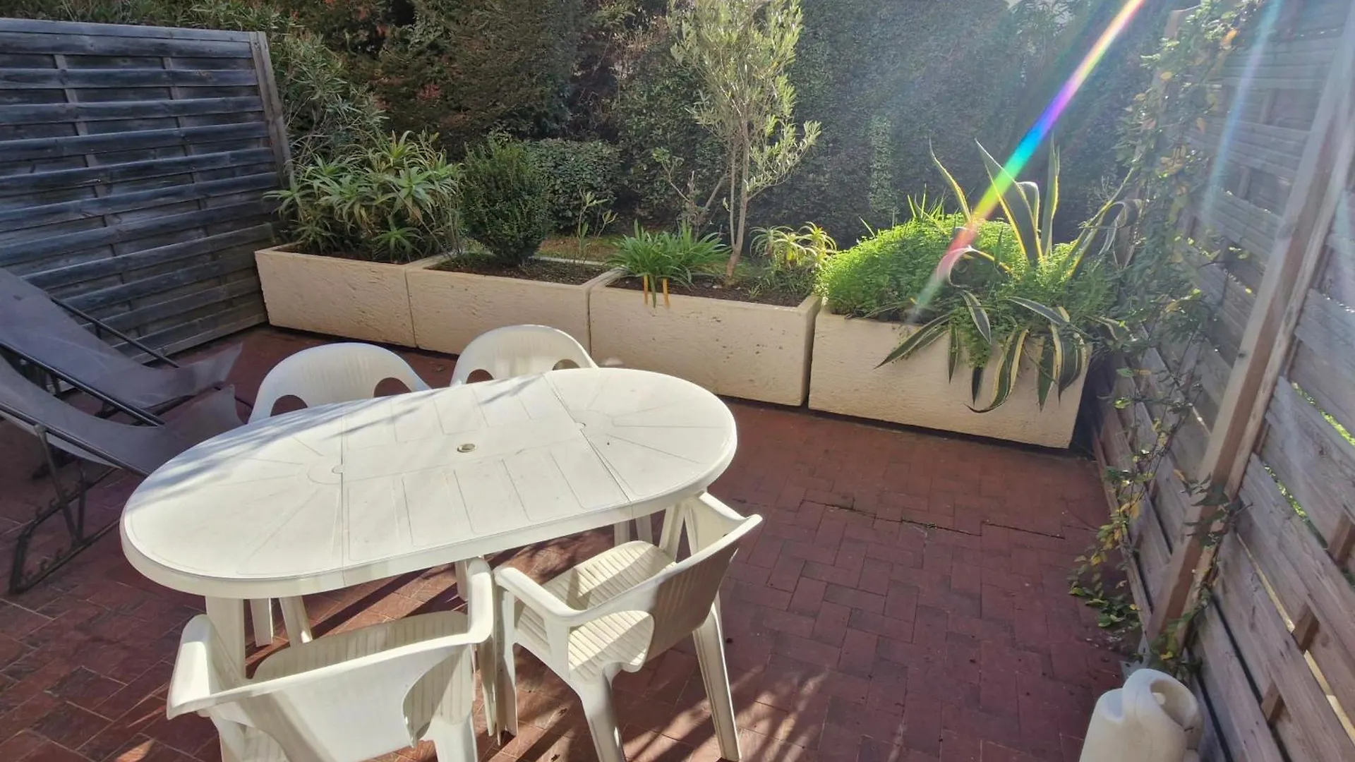 Studio Avec Coin-Nuit, Terrasse Et Parking Prive Pres Du Centre De Sainte-Maxime, Golfe De Saint-Tropez - Fr-1-780-60 Appartement Sainte-Maxime
