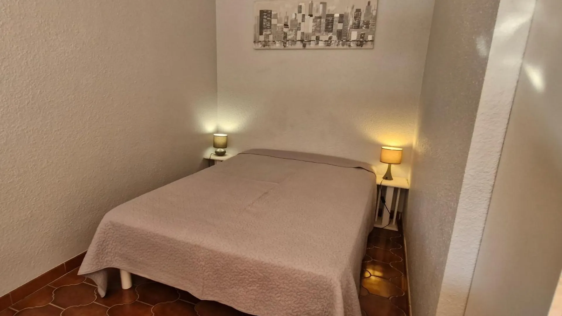 Apartment Studio Avec Coin-Nuit, Terrasse Et Parking Prive Pres Du Centre De Sainte-Maxime, Golfe De Saint-Tropez - Fr-1-780-60 France
